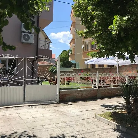 Апартаменты борис Равда